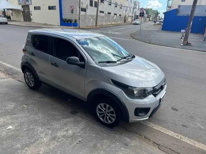 Fiat Mobi Like 1.0 Fire Flex 5P. 2022