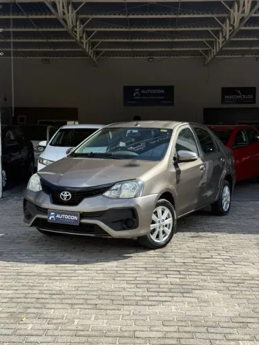 Toyota Etios X Plus 1.5 Flex 16V 5P Mec. 2019