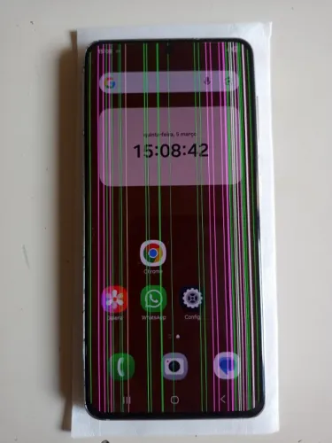 VENDO CELULAR GALAXY S21 5G 8GB DE RAM E 128GB COM LISTRAS NA TELA