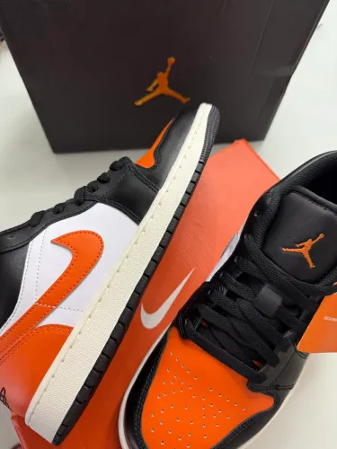 Nike Air Jordan Black/Starfish - Tamanho 41 BR (9.5 US)