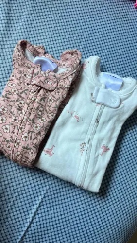 ? Kit com 3 macacões Carter?s | RN / P