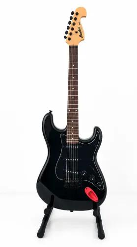 ? Guitarra Memphis MG32 (Tagima)