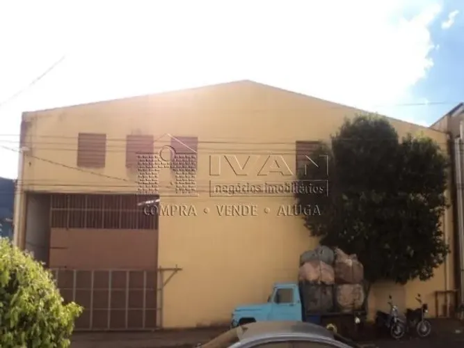 Comercial Barracão em Uberlândia