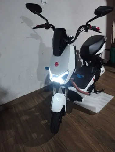Vendo Moto Elétrica 