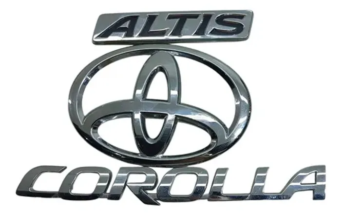 Emblema Letreiro Tampa Traseira Toyota Corolla Altis 2023 Cinza