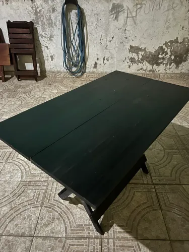 Mesa de madeira dobrável