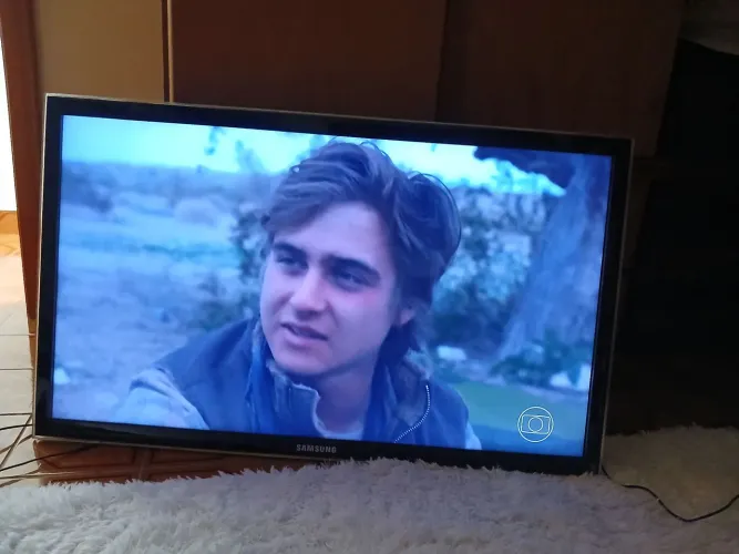 Tv Sansung 42" Tela Plana