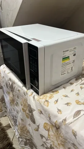 Microondas Midea usado
