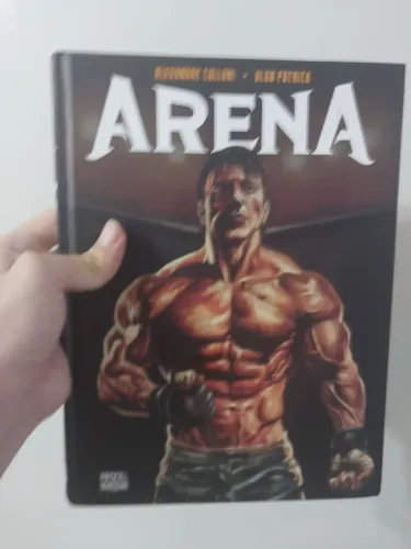 Arena - editora pipoca e nanquim 