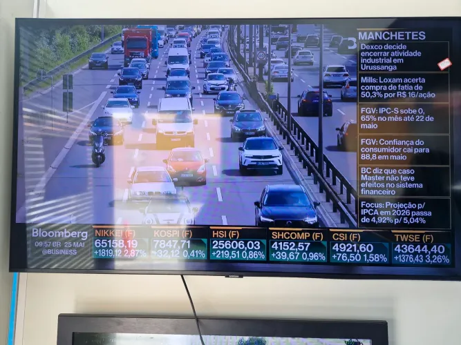 TV Samsung 50 Polegadas Smart - Poucos Riscos na Tela