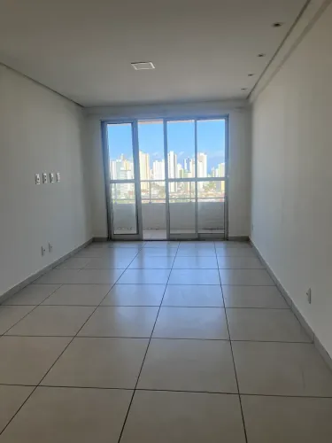 Com projetados