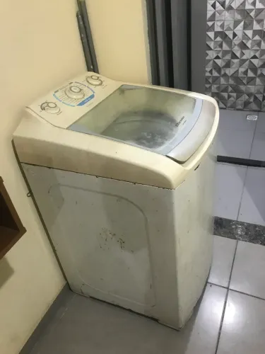Vendo máquina de lavar quebrada