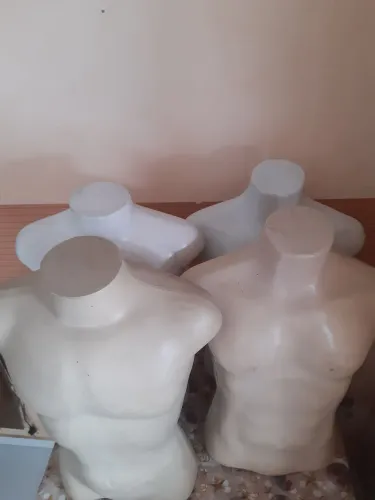 Manequins pra vender