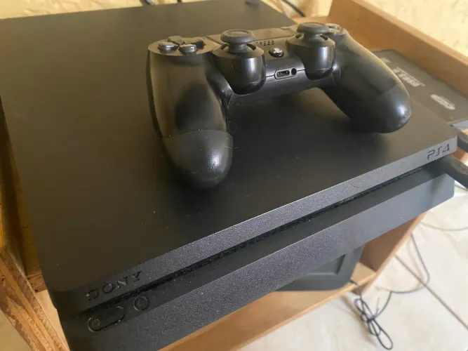 playstation 4 + ssd 500gb