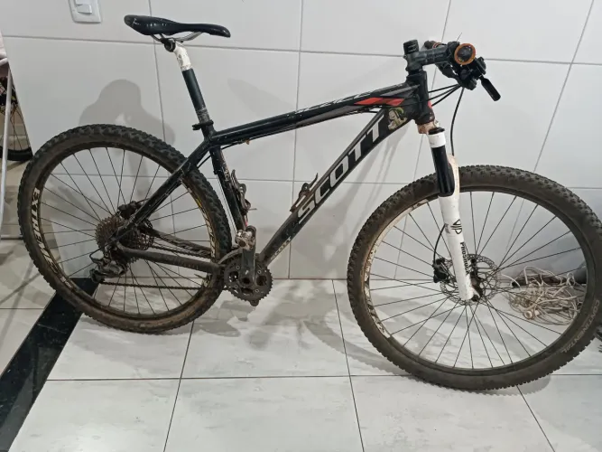 MTB Scott grupo Deore suspensão ar e óleo, tamanho 19