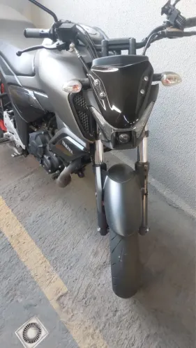 Moto Yamaha fz15 fazer 150 2025