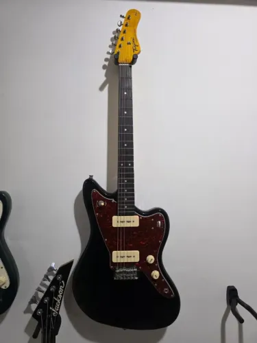 Guitarra Tagima Jazzmaster