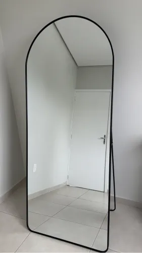 ESPELHO NOVO NA CAIXA