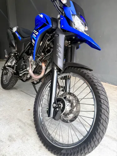 MOTO YAMAHA LANDER 250 CC 2024