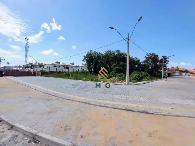 Terreno à venda, 2640 m² por R$ 3.000.000,00 - Presidente Kennedy - Fortaleza/CE