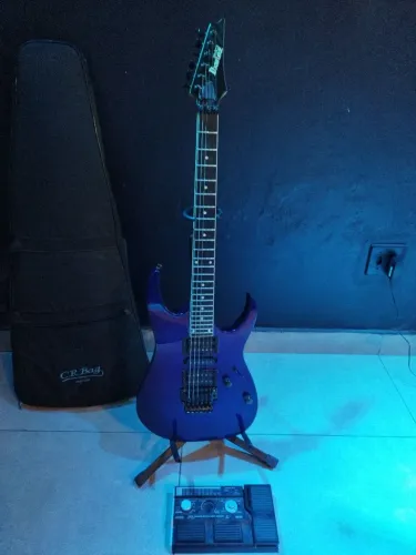 Guitarra Gio Ibanez + Pedaleira