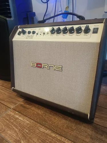Amplificador violão guitarra com Reverb ,auxiliar Borne