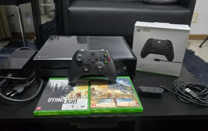 Xbox One + Controle Novo + Jogos + Acessórios