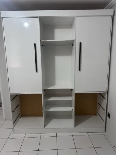 Guarda roupa