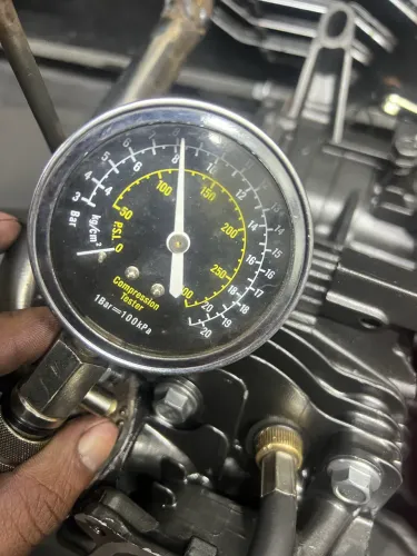 Motor estacionário preparado 