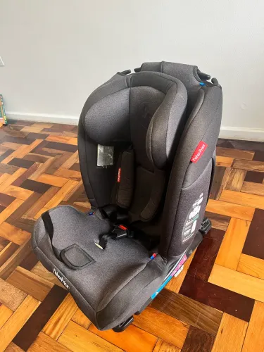 Cadeirinha para carro fisher-Price seminova