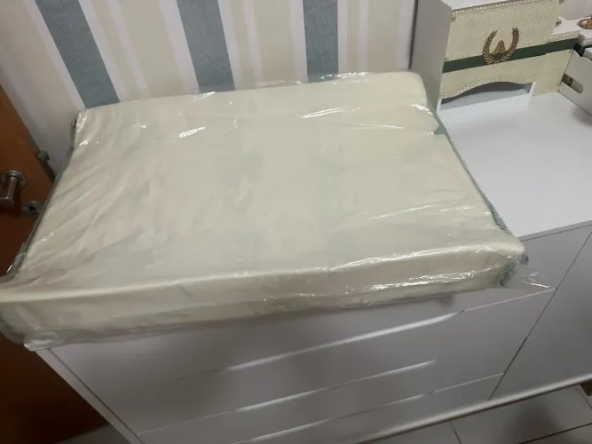 Trocador de fraldas de cômoda 