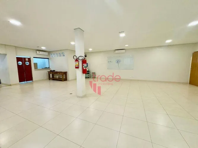 Salão Comercial Amplo para Locação no Bairro Nova Ribeirânia em Ribeirão Preto com 01 Sala