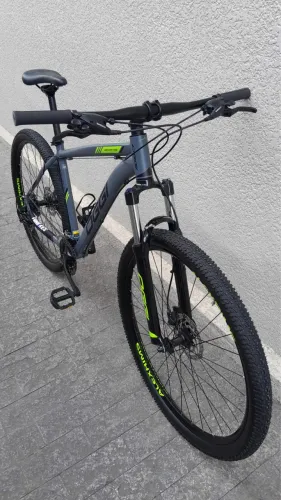 Bicicleta Oggi Hacker HDS