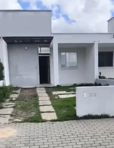 ALUGUE hoje essa linda CASA com 3 quartos, sendo 1 suíte na 2ª Etapa da Smart City Aquiraz