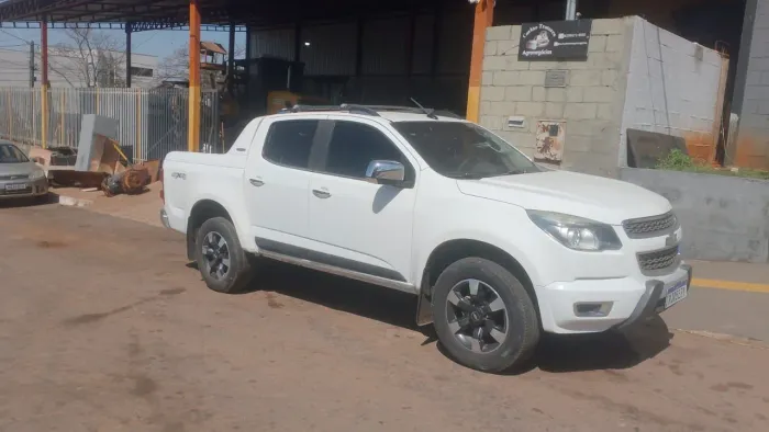Chevrolet S10 P-up H.country 2.8 4X4 CD Dies.aut. 2016