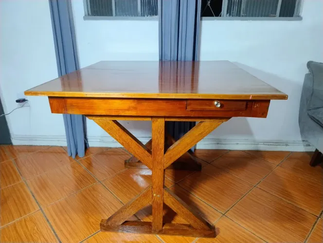 Mesa de jogos madeira maciça