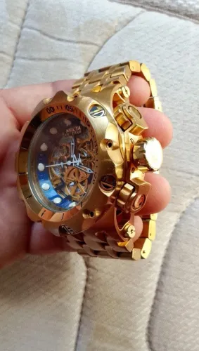 Vendo relógio invicta original banhado a ouro