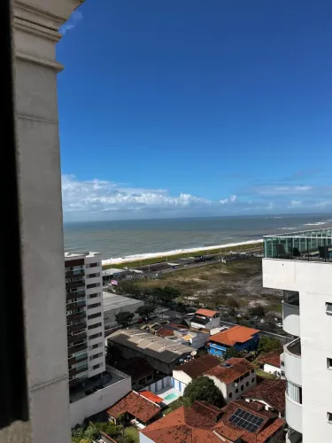 Alugo 02 quartos com suíte e vista eterna para o mar