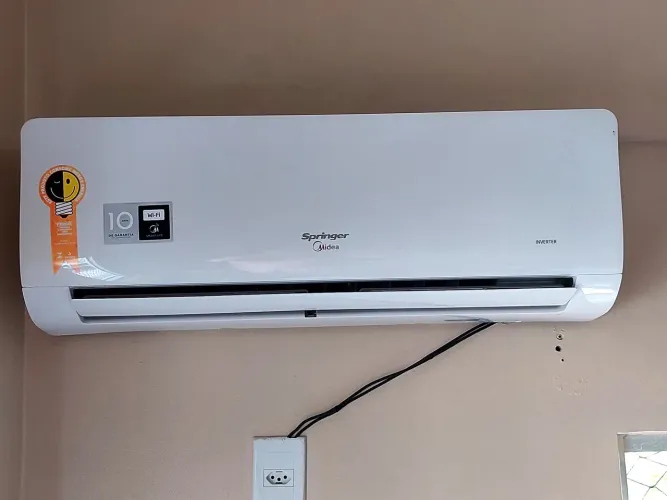 VENDO AR CONDICIONADO SPLIT 12 MIL BTU- INVERTER