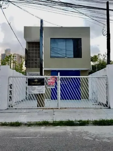 Prédio Comercial a venda com 6 salas