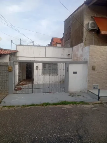 Vendo casa Henrique Jorge