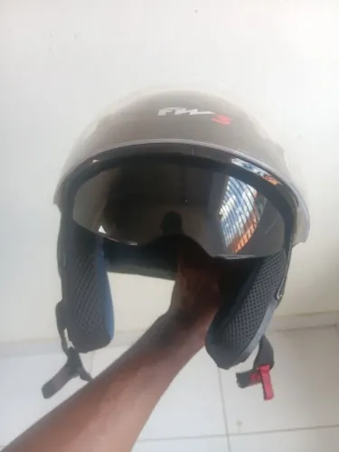 Vendo capacete Fw3