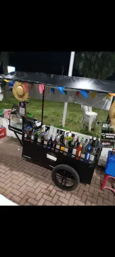 Carrinho de vendas de bebidas