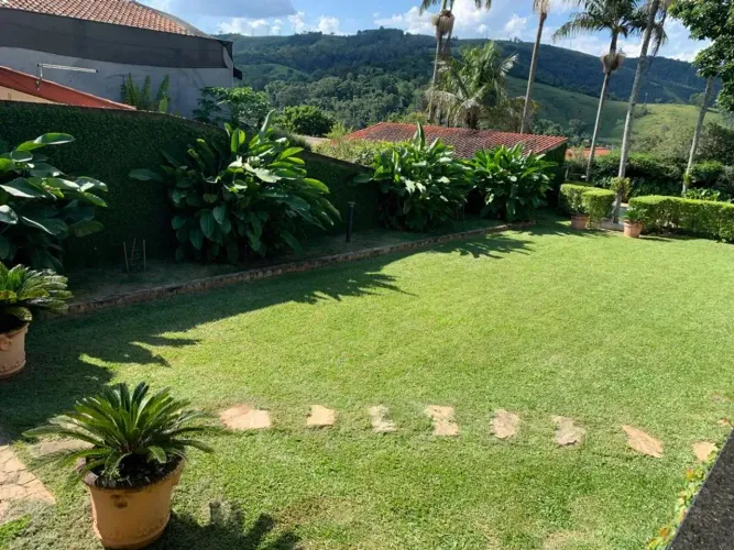 Excelente casa no centro de Atibaia - SP - Imperdível