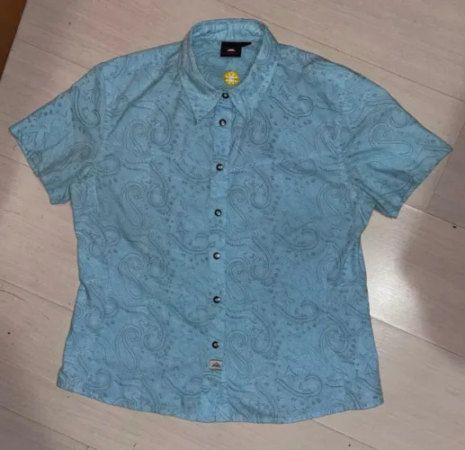 Camisa azul