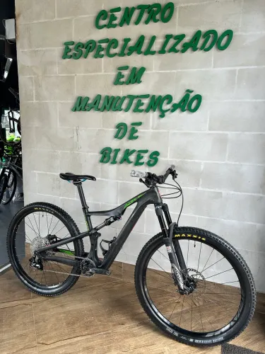 Specialized Camber Carbono Full Suspension | SRAM GX 11v | Tam. S