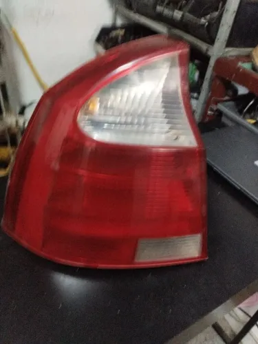 LANTERNA CORSA SEDAN original 