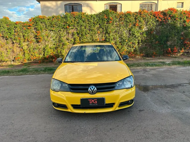 Volkswagen Golf Sportline 1.6 MI Total Flex 8V 4P 2010