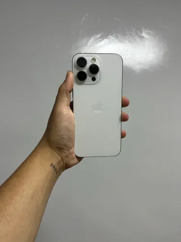 Flip prata iphone 15 pro max 512gb