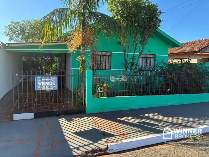 Casa com 2 dormitórios à venda, 60 m² por R$ 150.000,00 - Centro - Floresta/PR